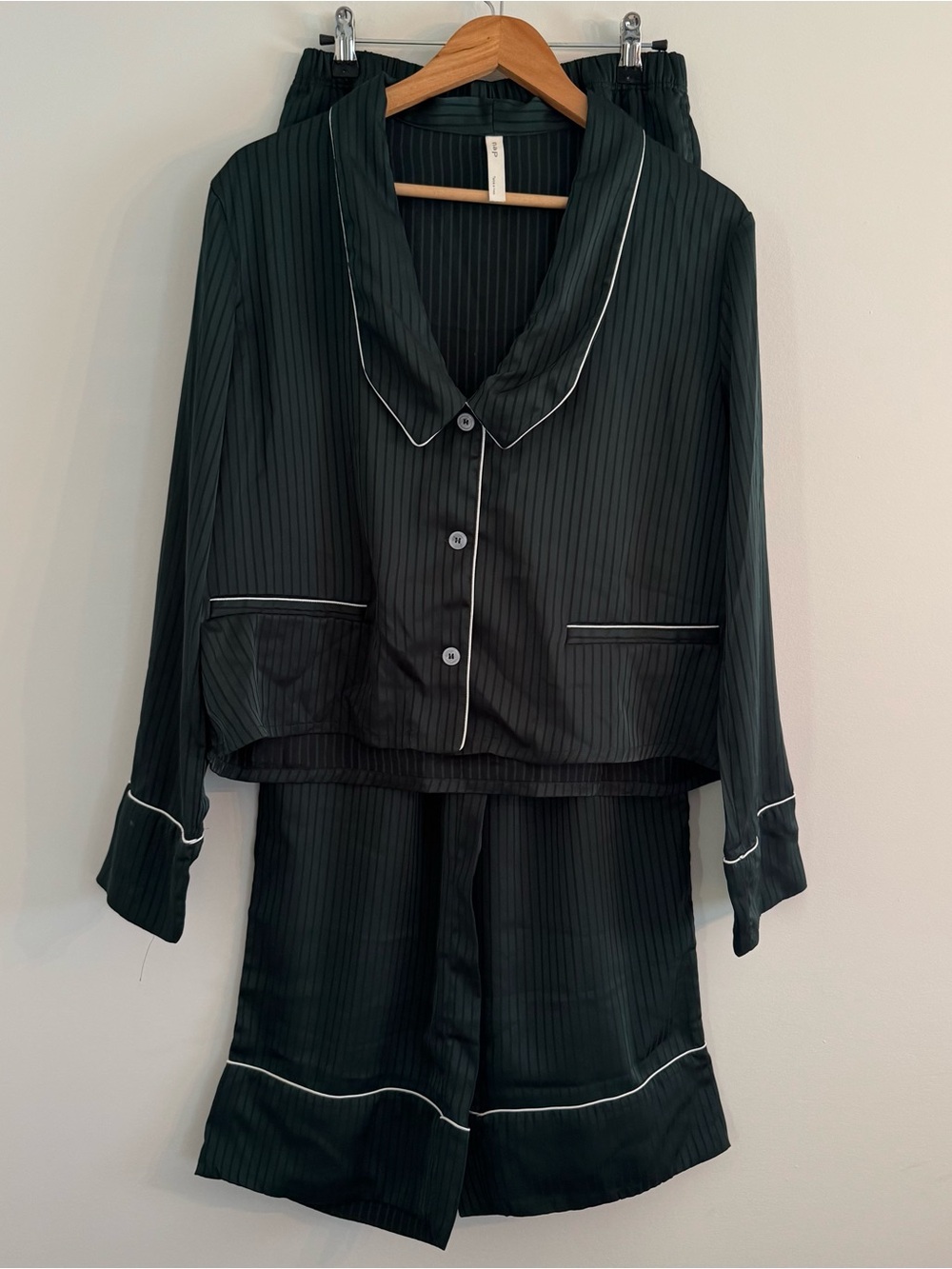 Nap Loungewear Women's Pajama Set Green Striped Satin 2pc Long Sleeve Medium